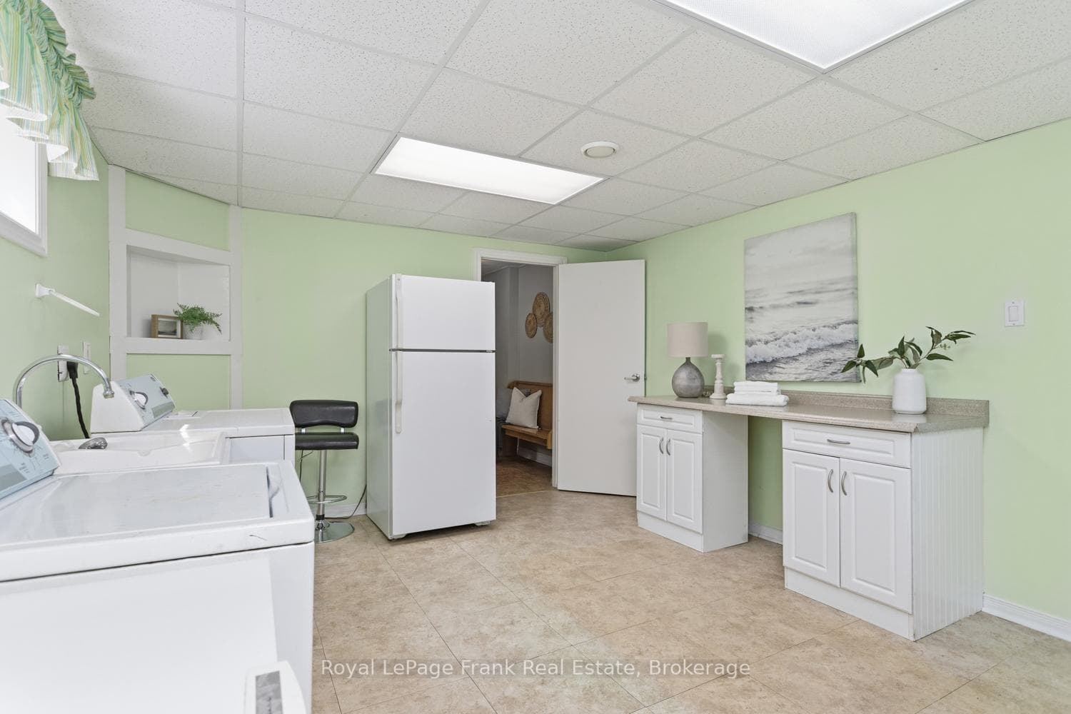 14 Beecroft Court photo 28