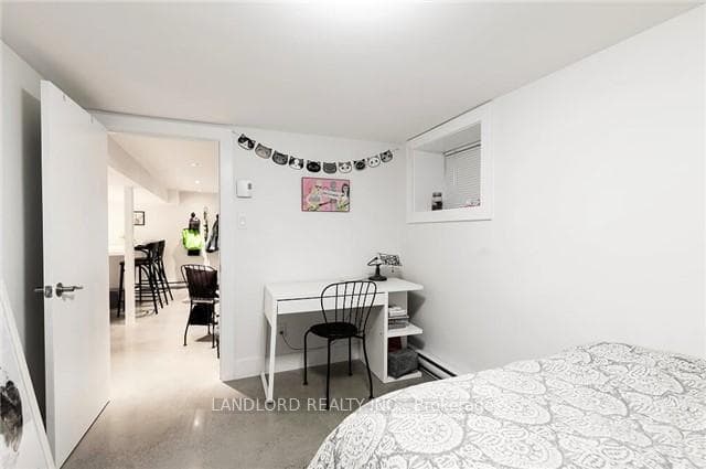 2251 Dundas Street Unit Lower photo 20