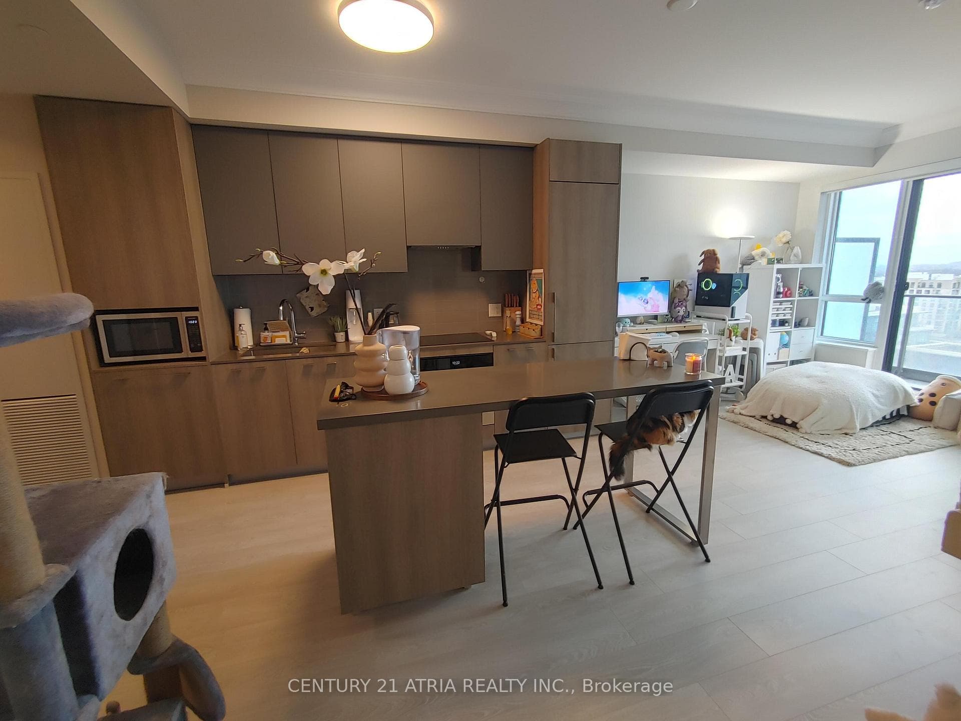 18 water walk Drive Unit 1510 photo 3
