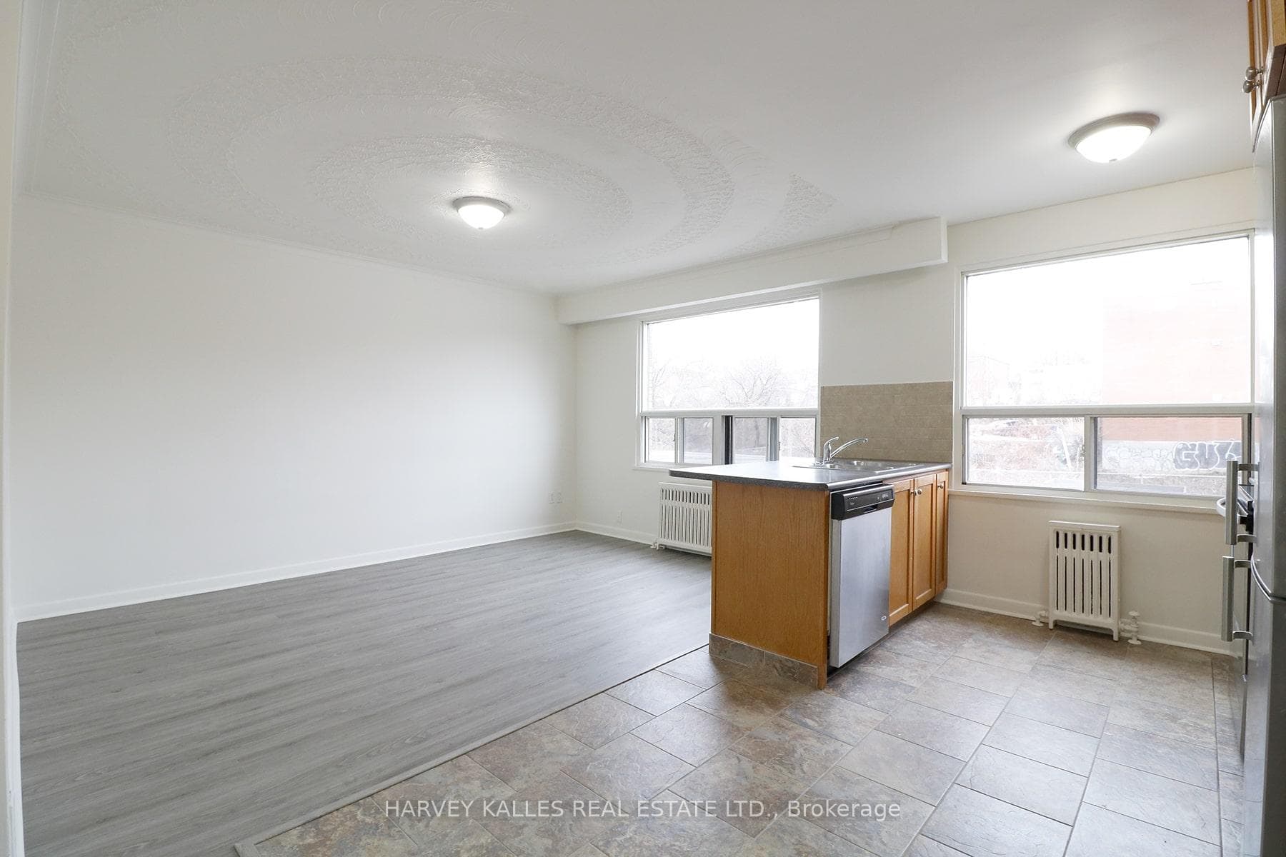 500 Gilbert Avenue Unit 102 photo 3