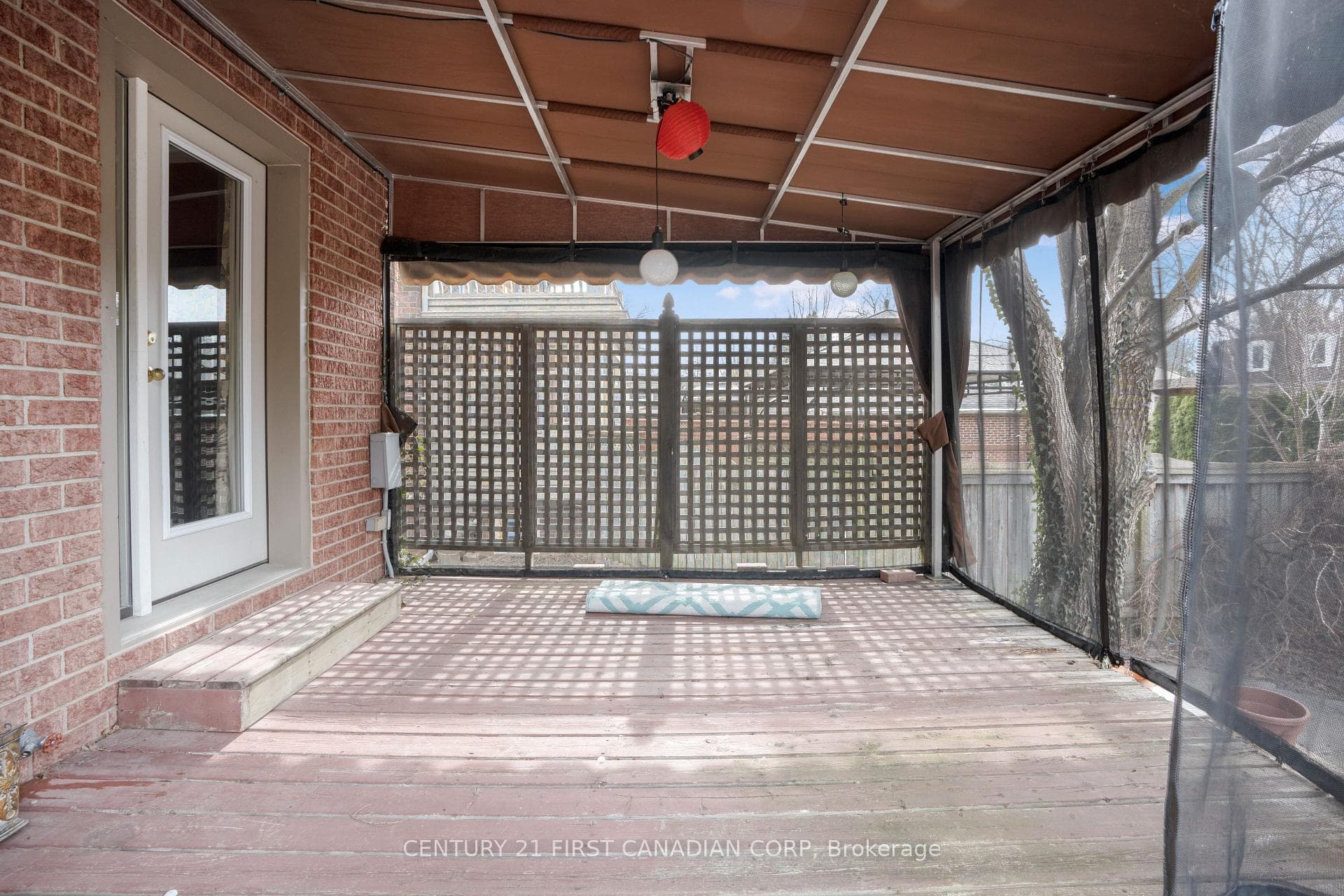 12 Phyllis Avenue photo 46