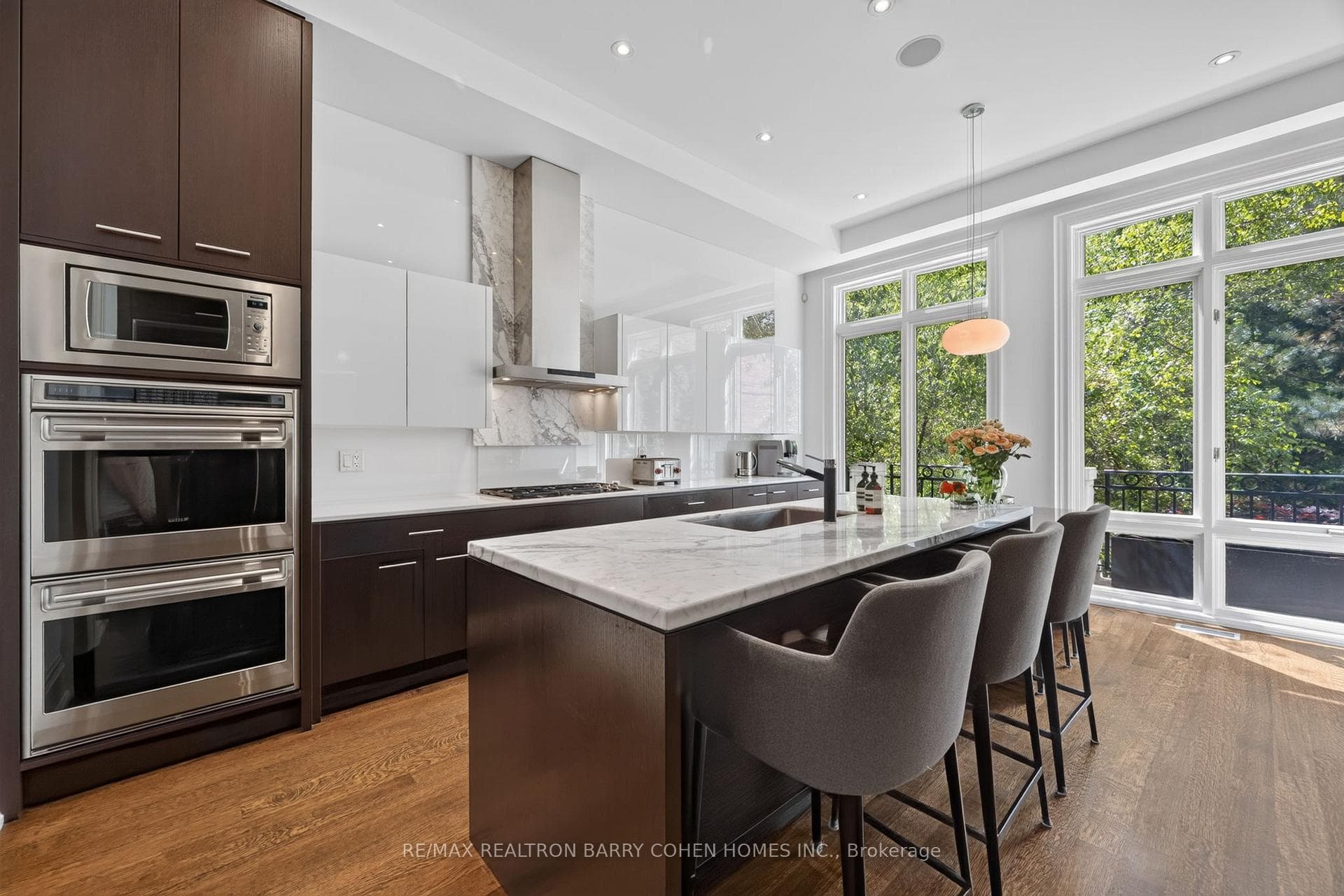 20B Woodlawn Avenue photo 4