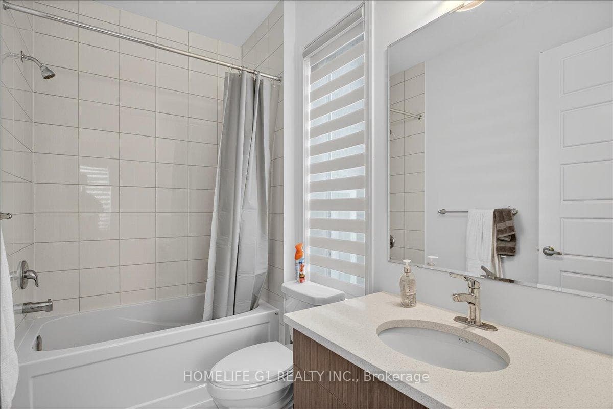 5 Dyer Crescent photo 23