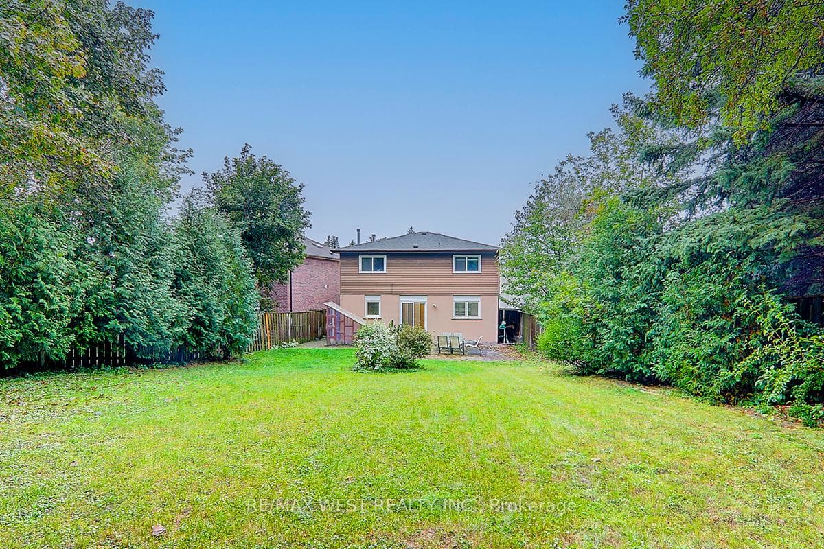 34 Park Lane Circle photo 39