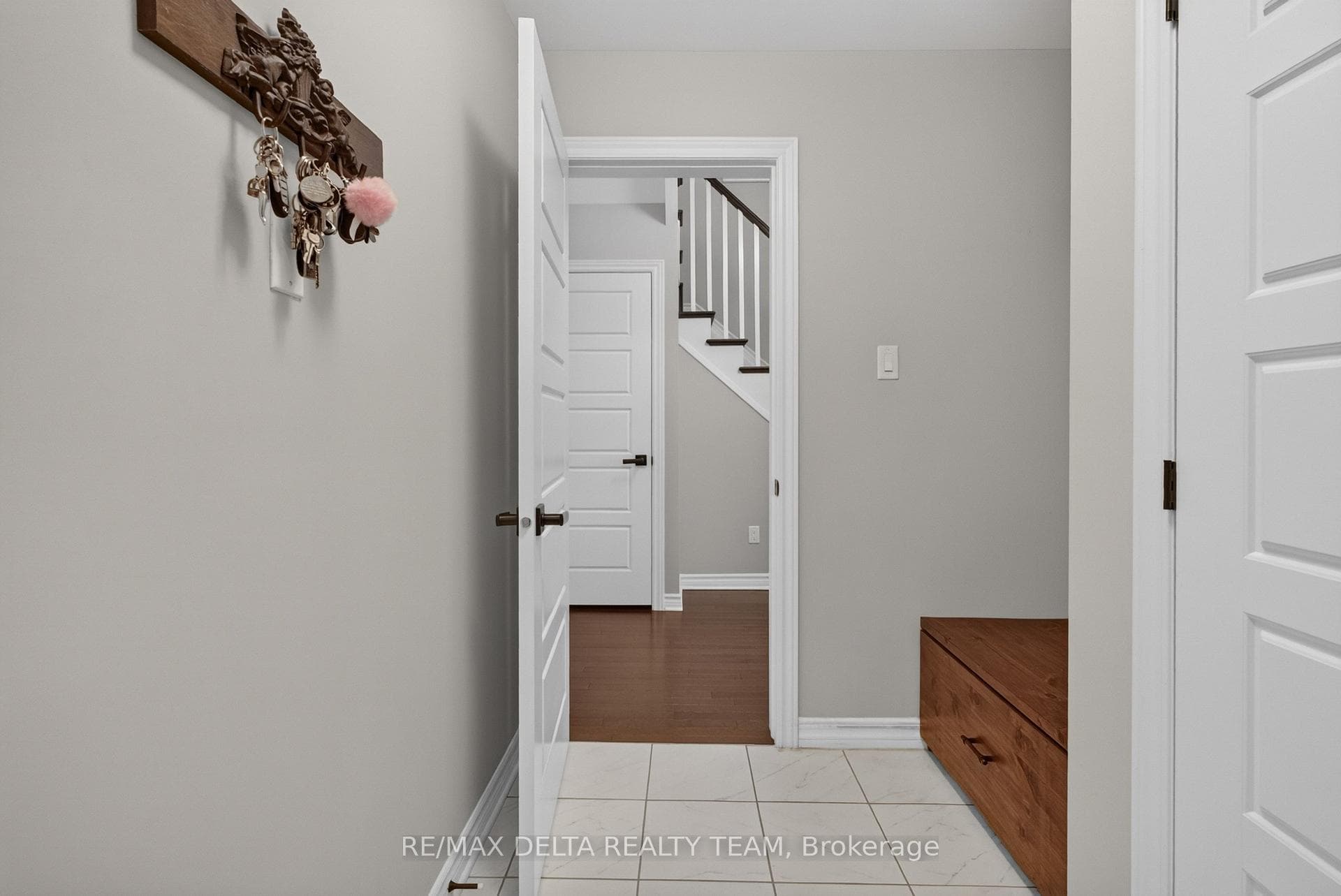 2834 Grand Canal Street photo 9