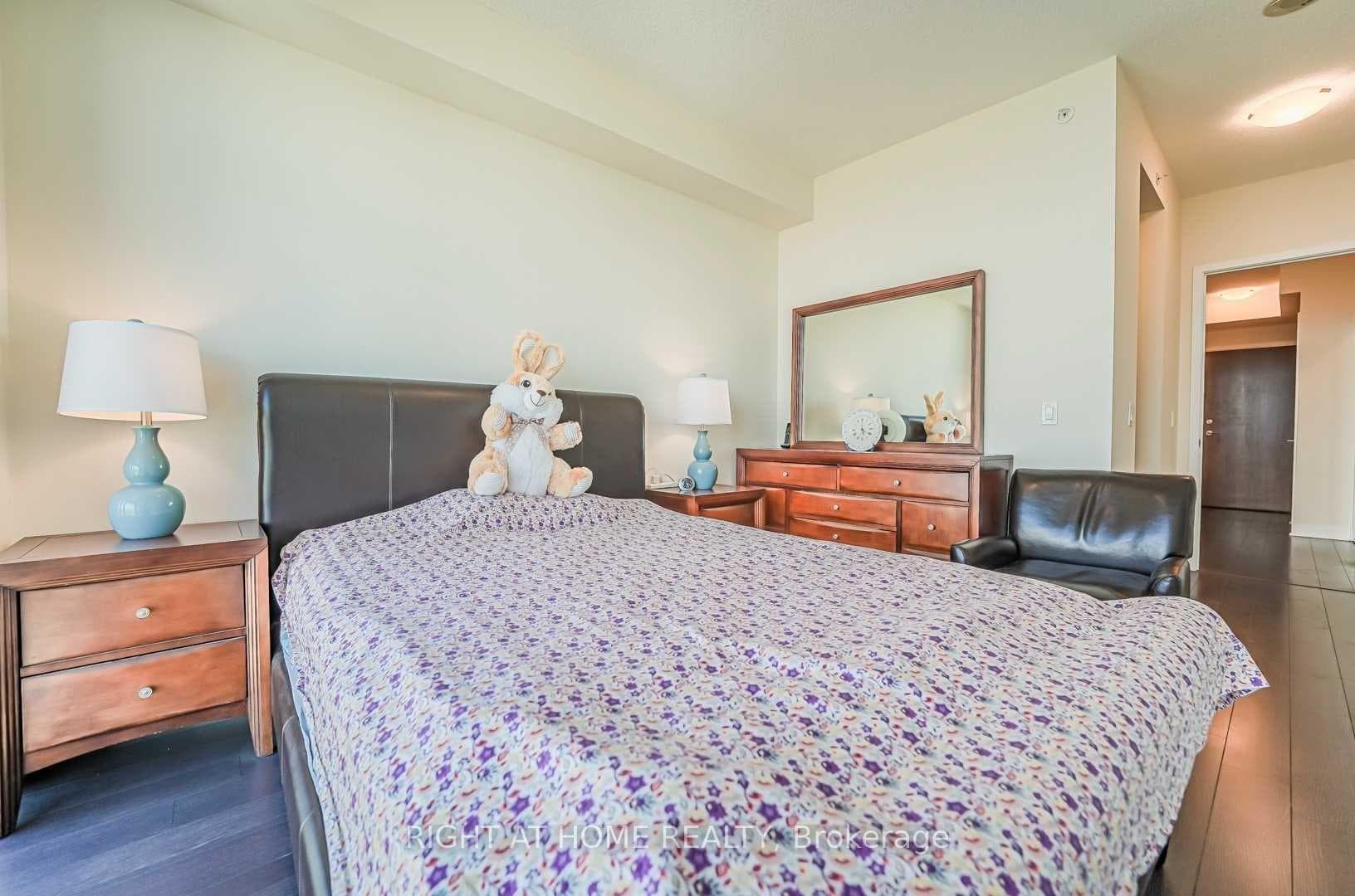 3975 Grand Park Drive Unit 3702 photo 8