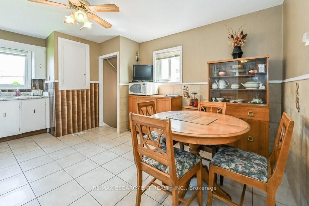641 Limeridge Road photo 4