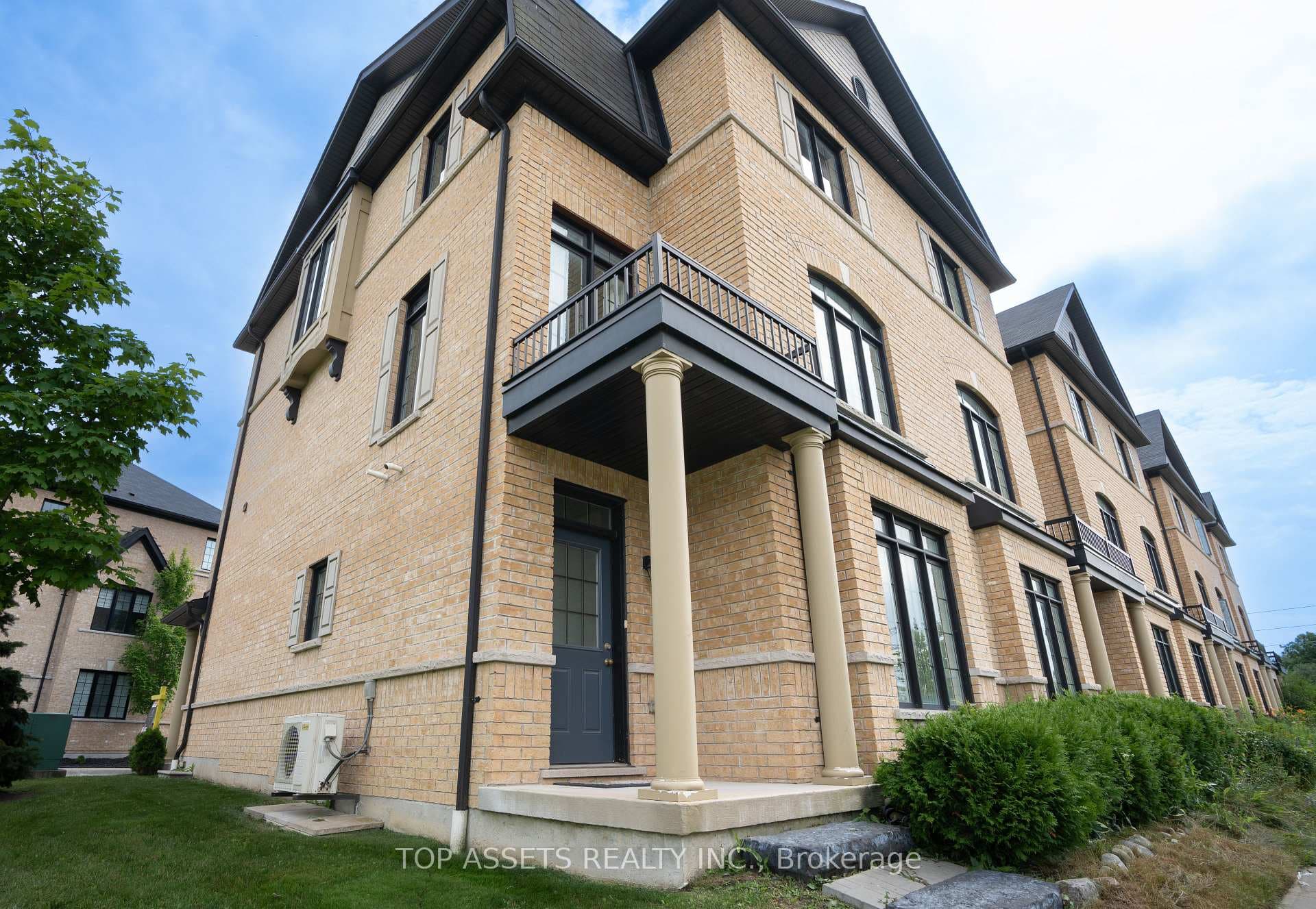 46 Quarrie Lane photo 2