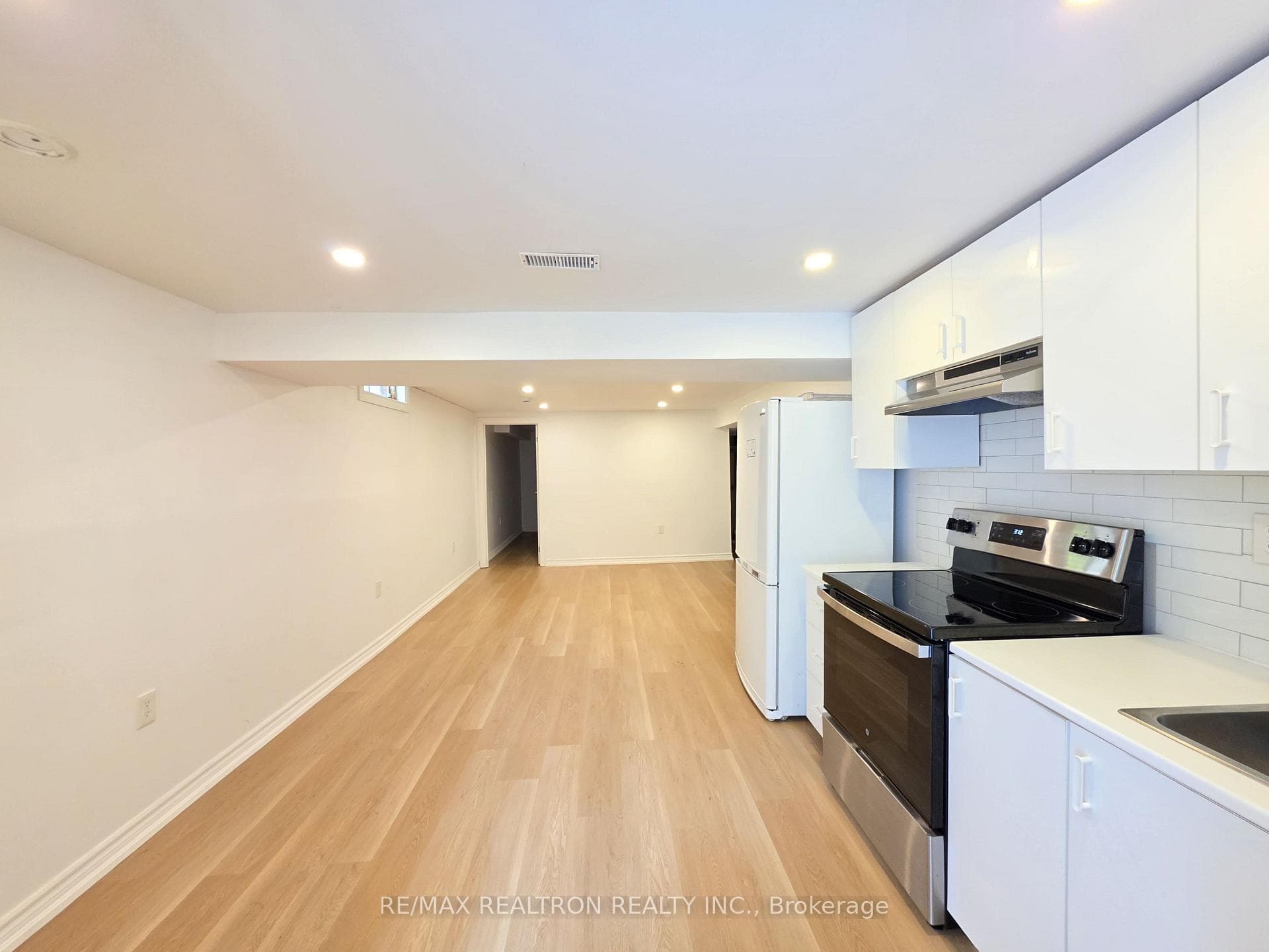 72 Ashton Road Unit BSMT photo 5