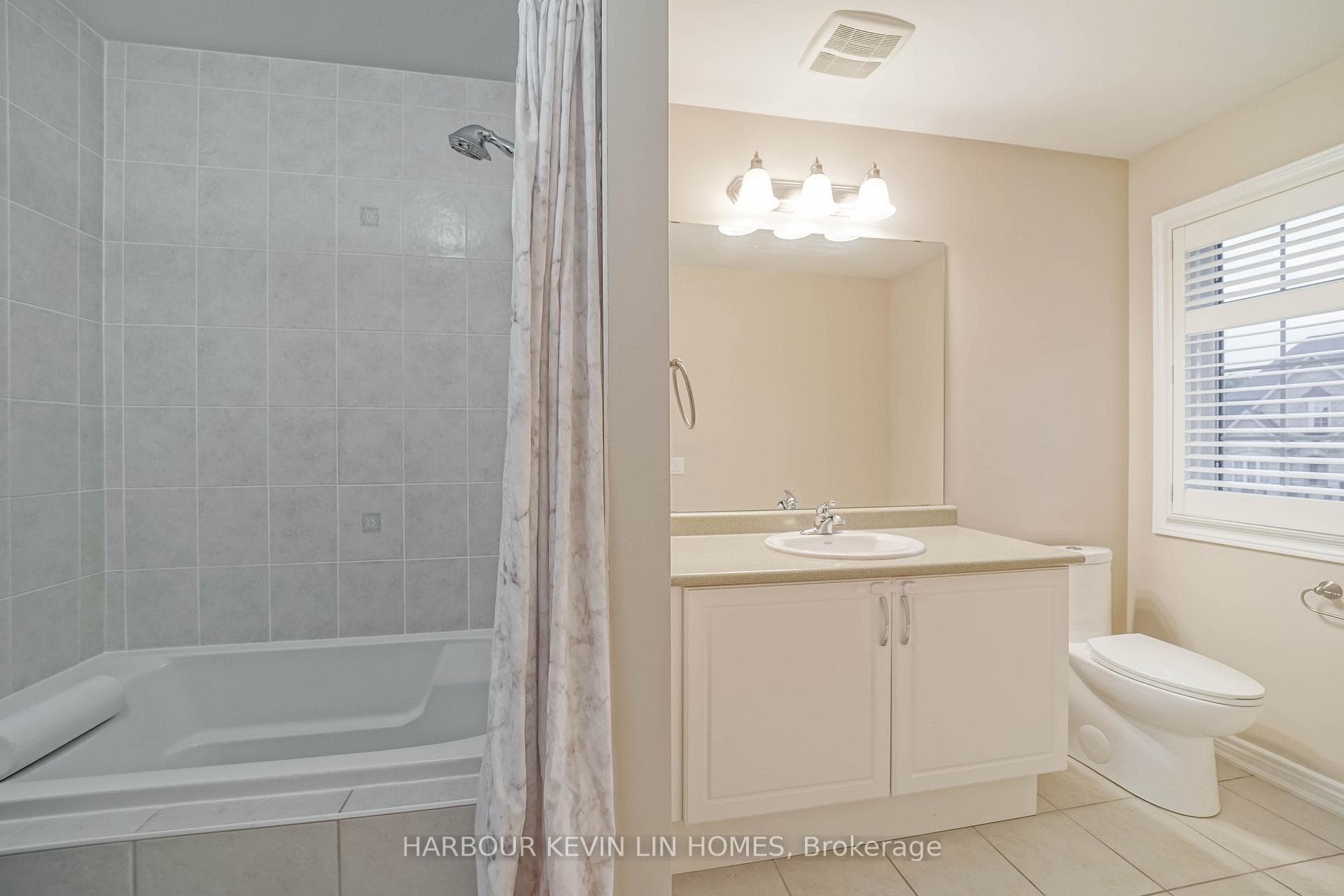 84 Glenheron Crescent photo 34