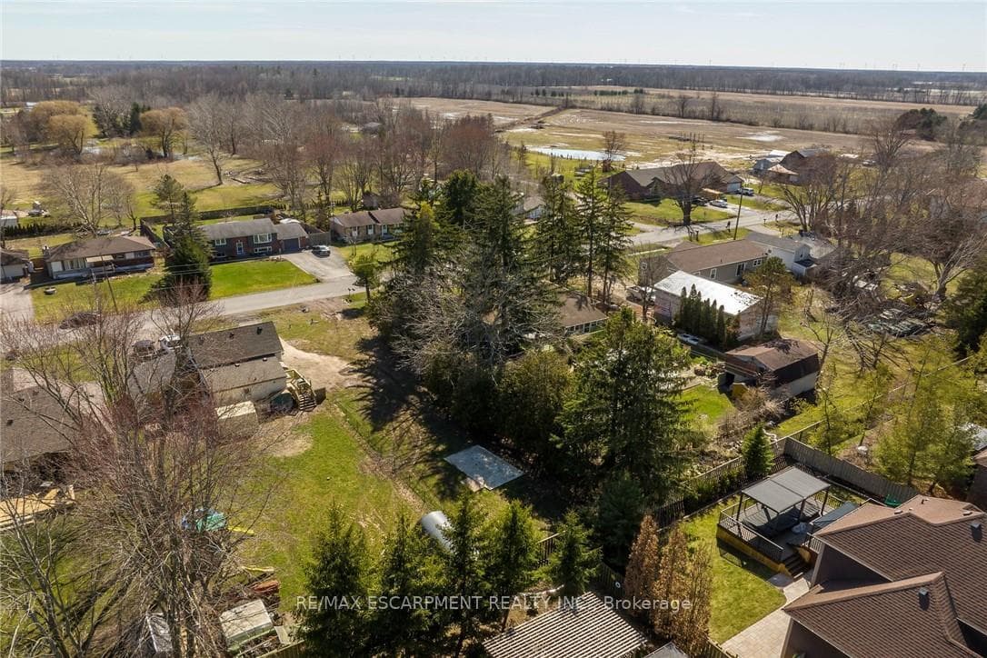 815 FOSS Road photo 8