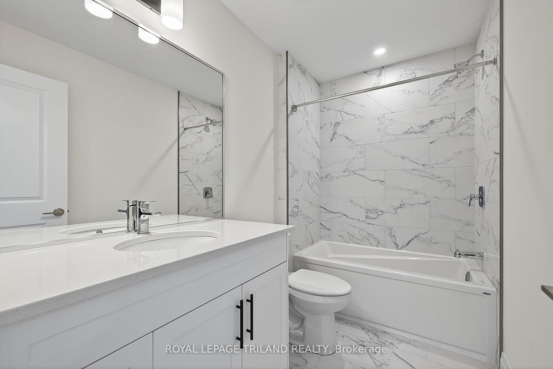 101 SWALES Avenue Unit 10 photo 31