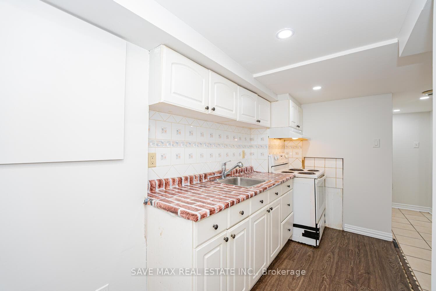 3826 Freeman Terrace photo 31