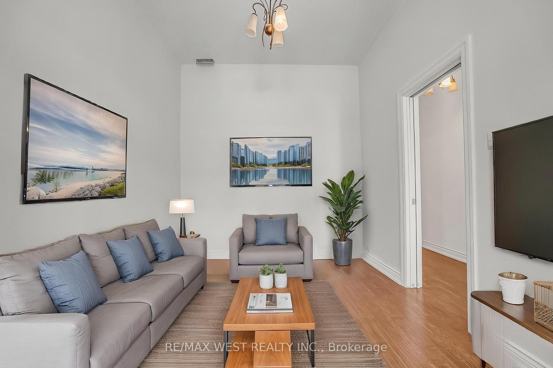 472 Symington Avenue photo 9