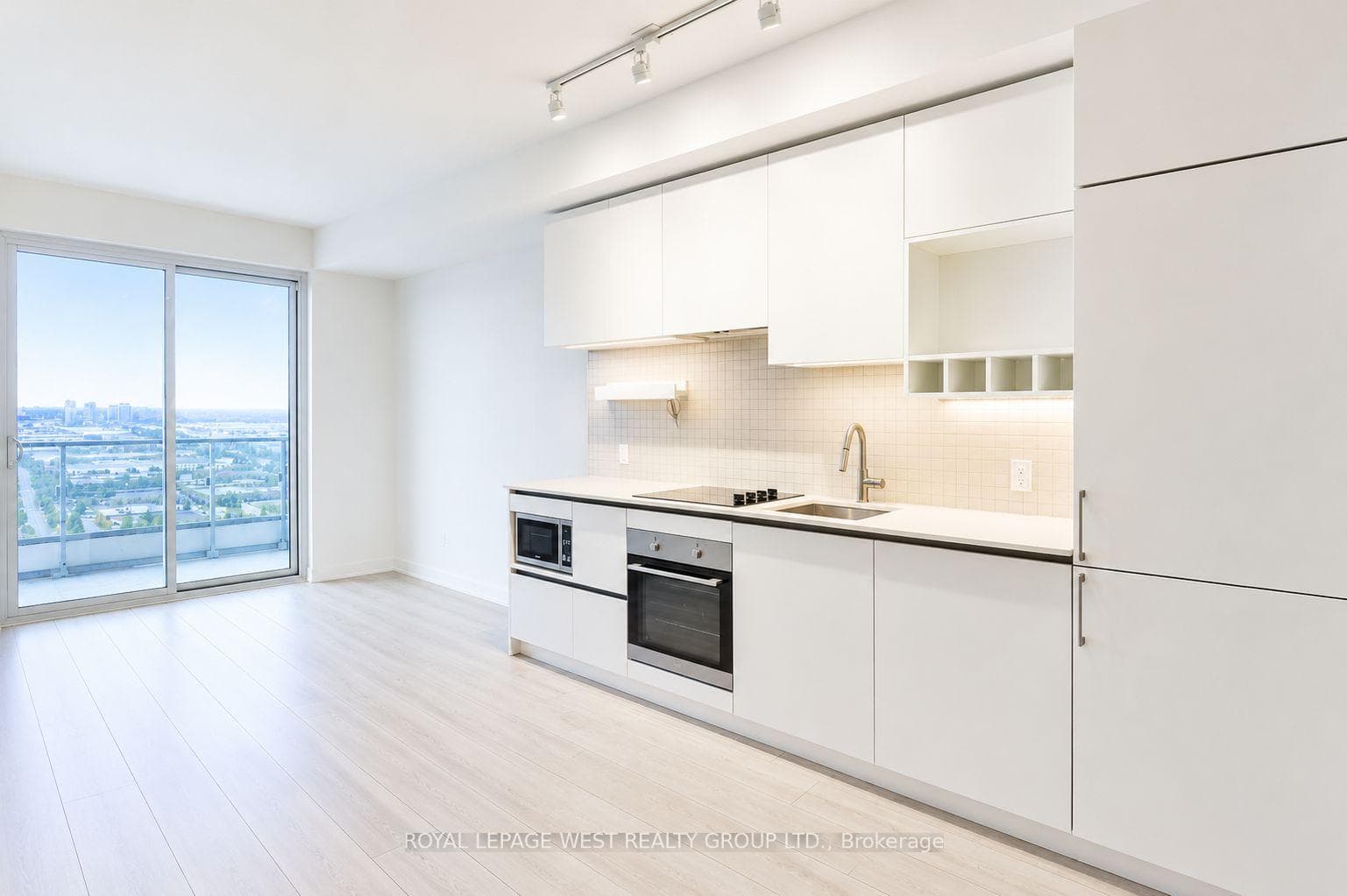 Living & Dining