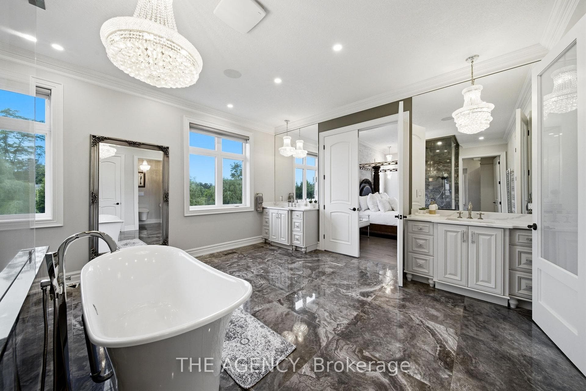 7009 Wellington Road photo 18