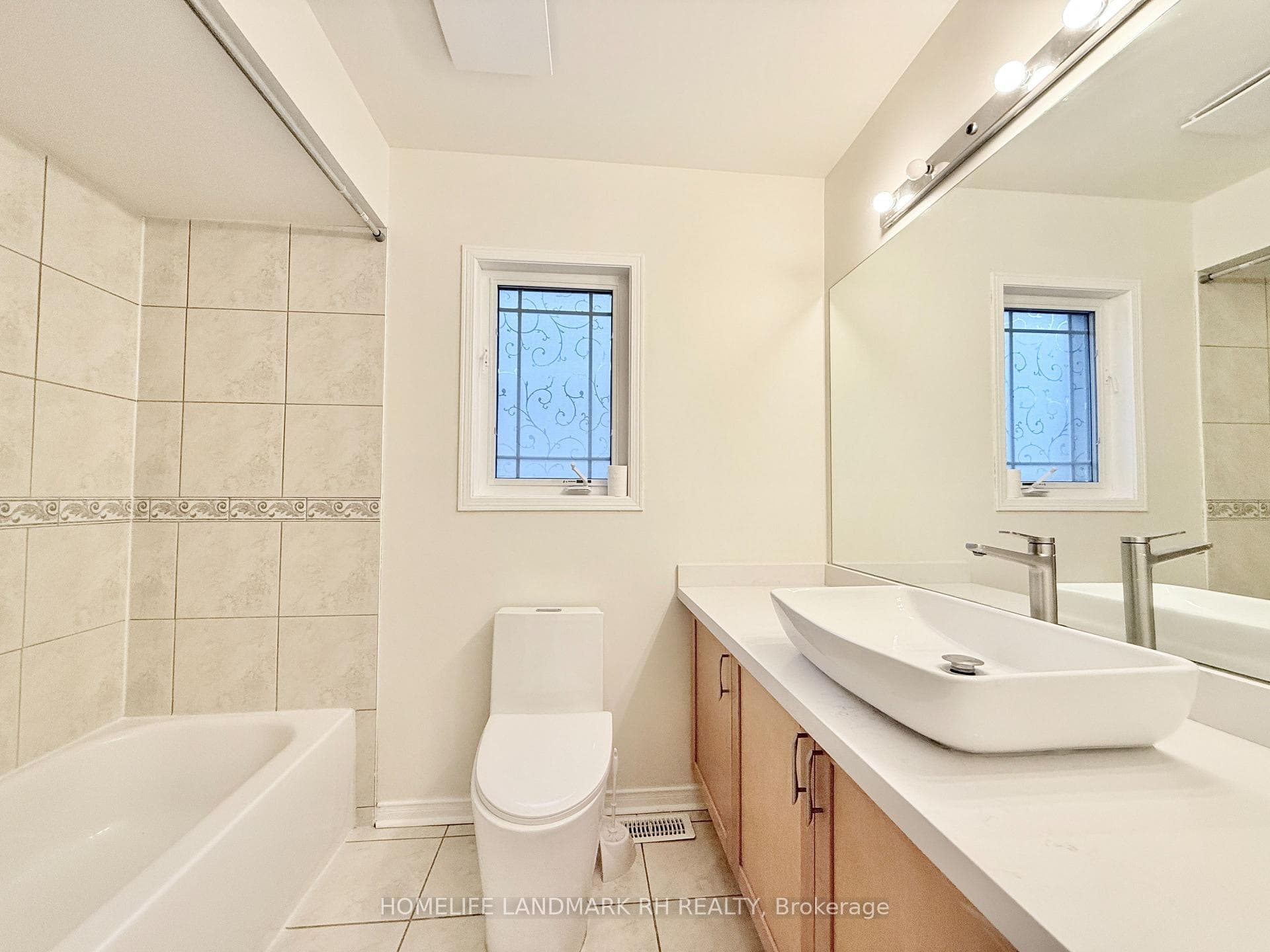 24 Spring Farm Road Unit Main photo 20