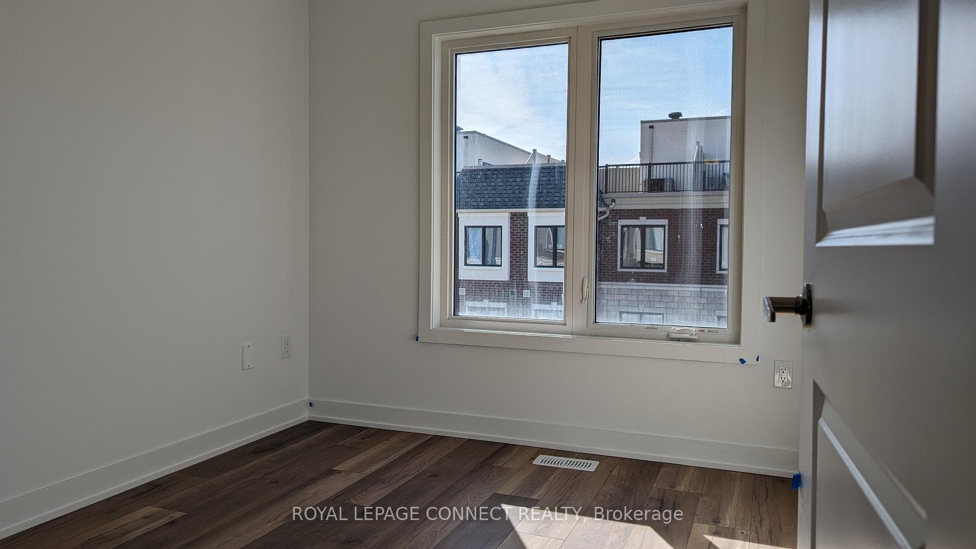 27 Sunbury Lane photo 13
