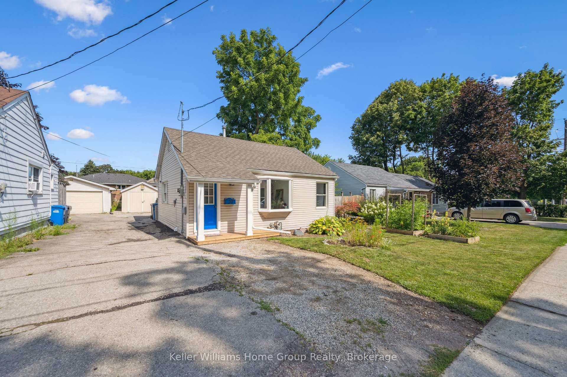 20 Cassino Avenue photo 11