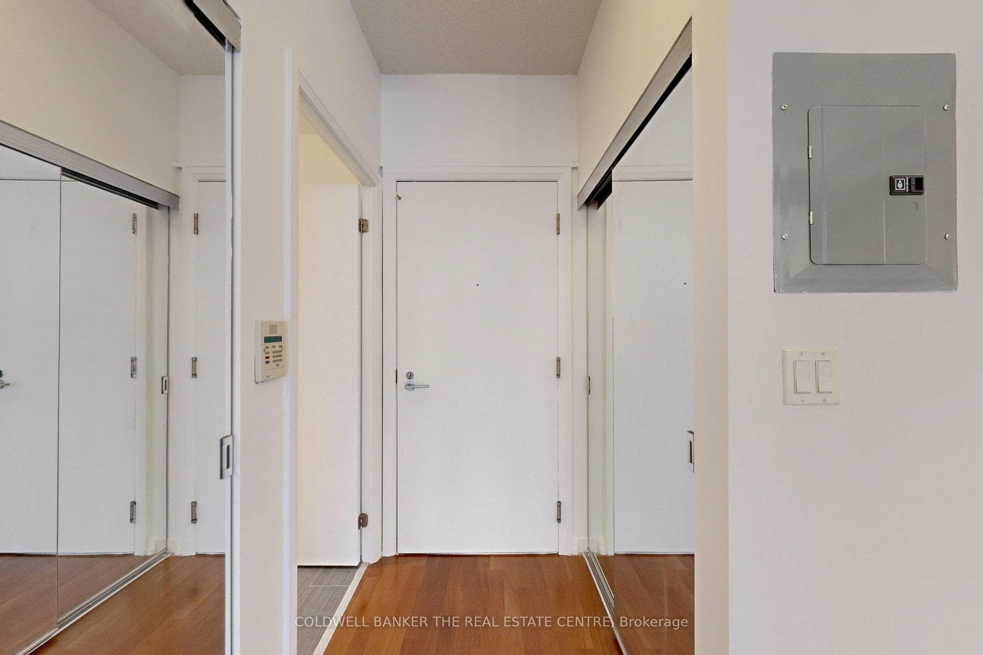 111 Elizabeth Street Unit 1118 photo 5
