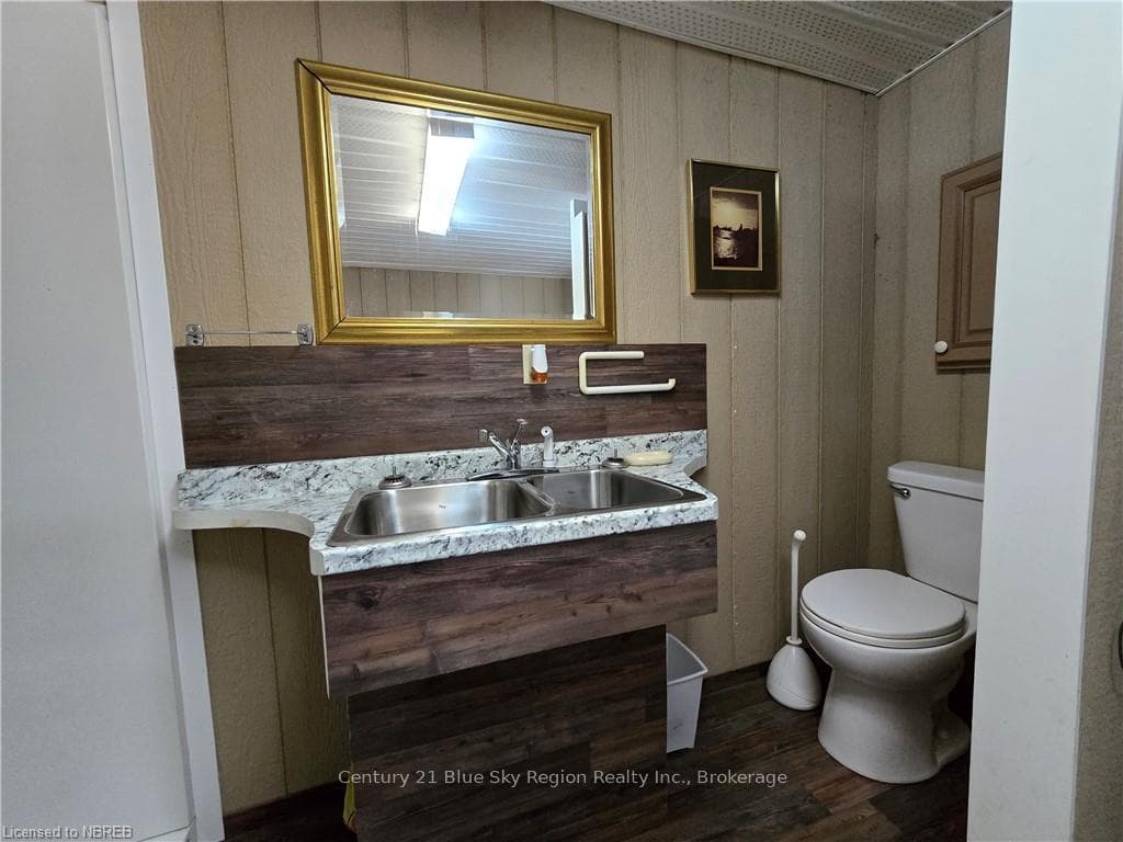 74 TEAL Road Unit 4 photo 15