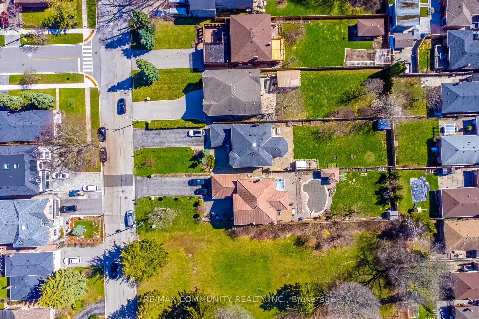 56 Cedar Brae Boulevard photo 49