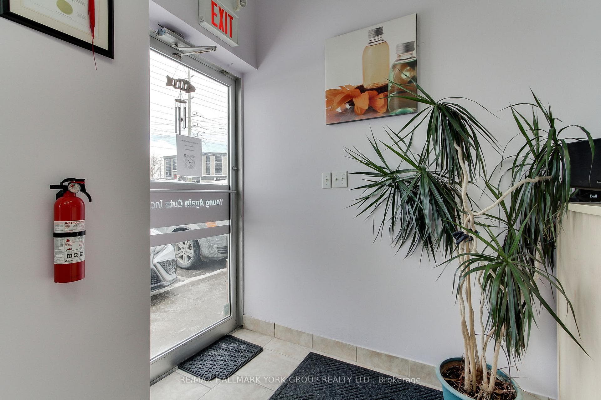 16700 Bayview Avenue Unit 6 photo 2