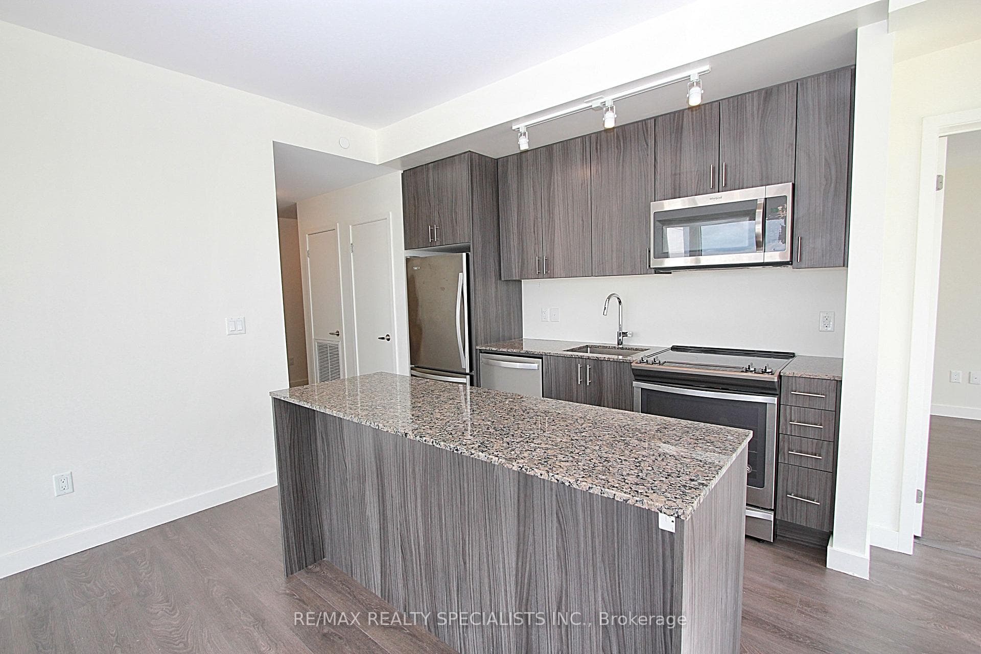 150 Sabina Drive Unit 414 photo 4