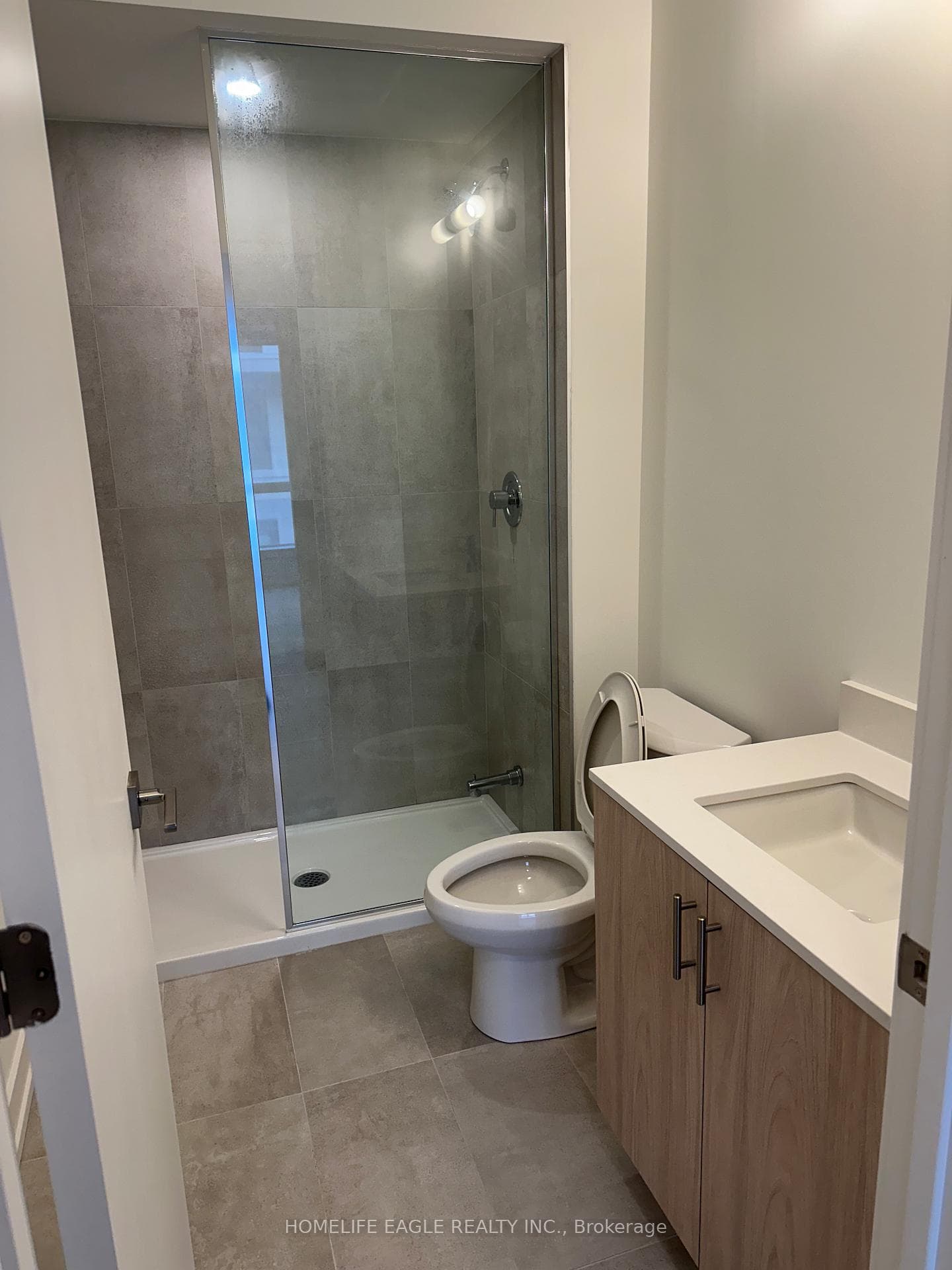 8 Walder Lane Unit 106 photo 10