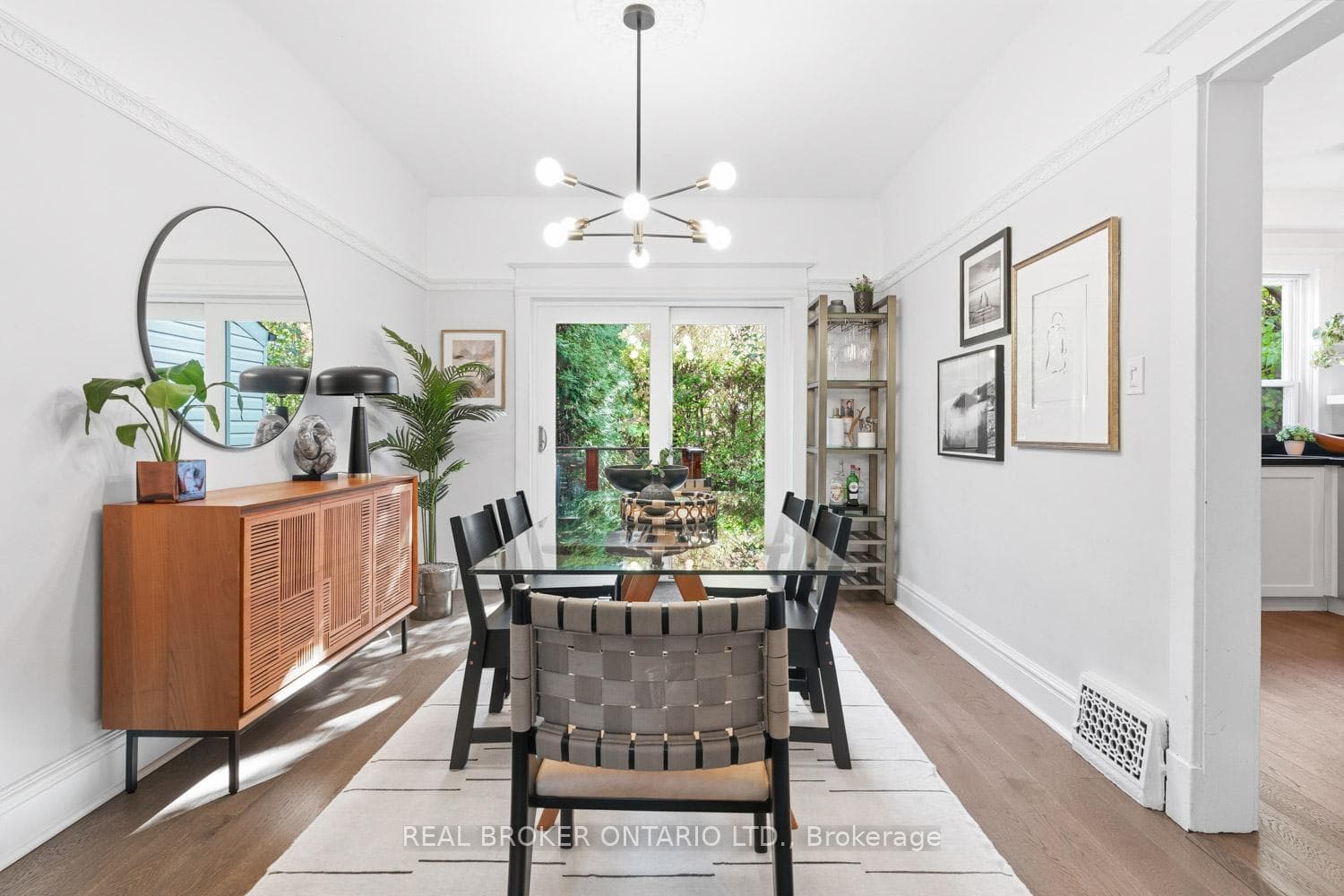 7 Juniper Avenue photo 5