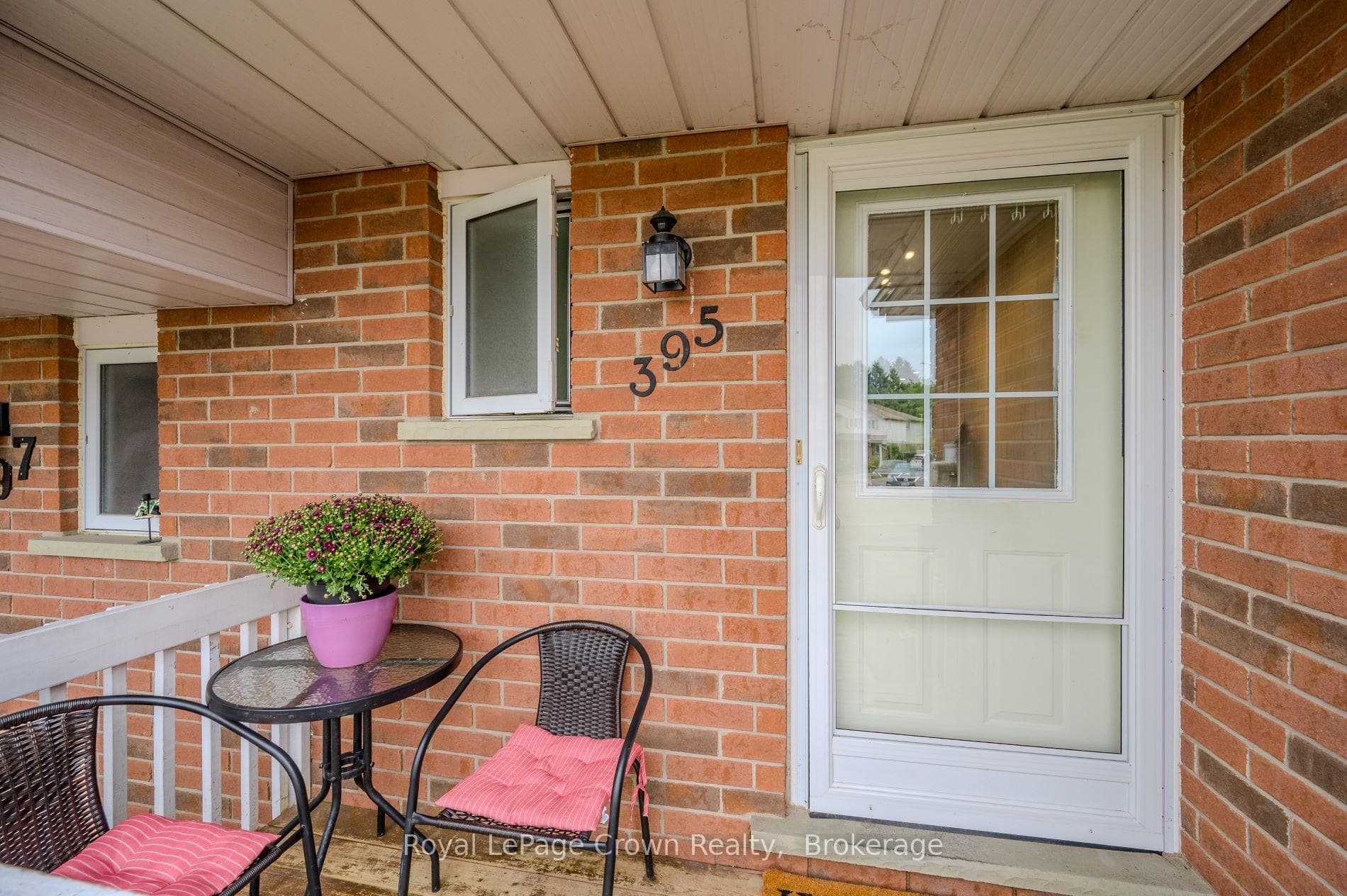 395 Downsview Place photo 2
