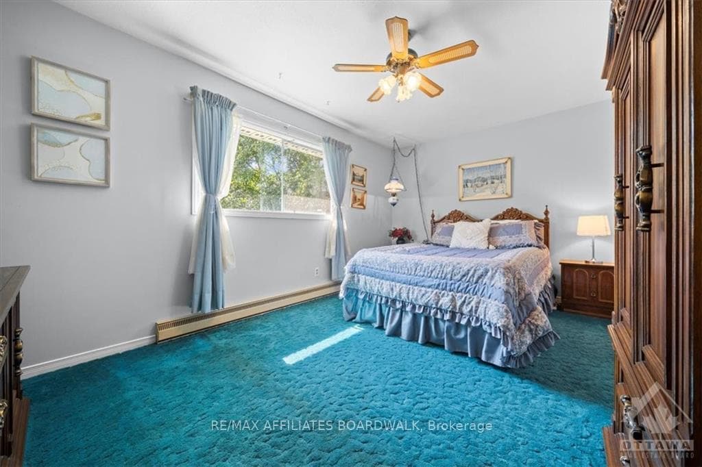 132 MARTIN Street photo 12