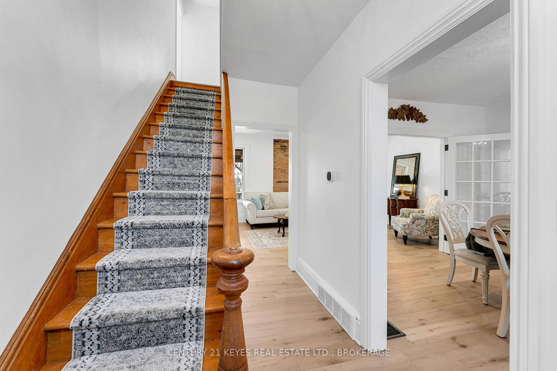 13 Windsor Drive photo 14