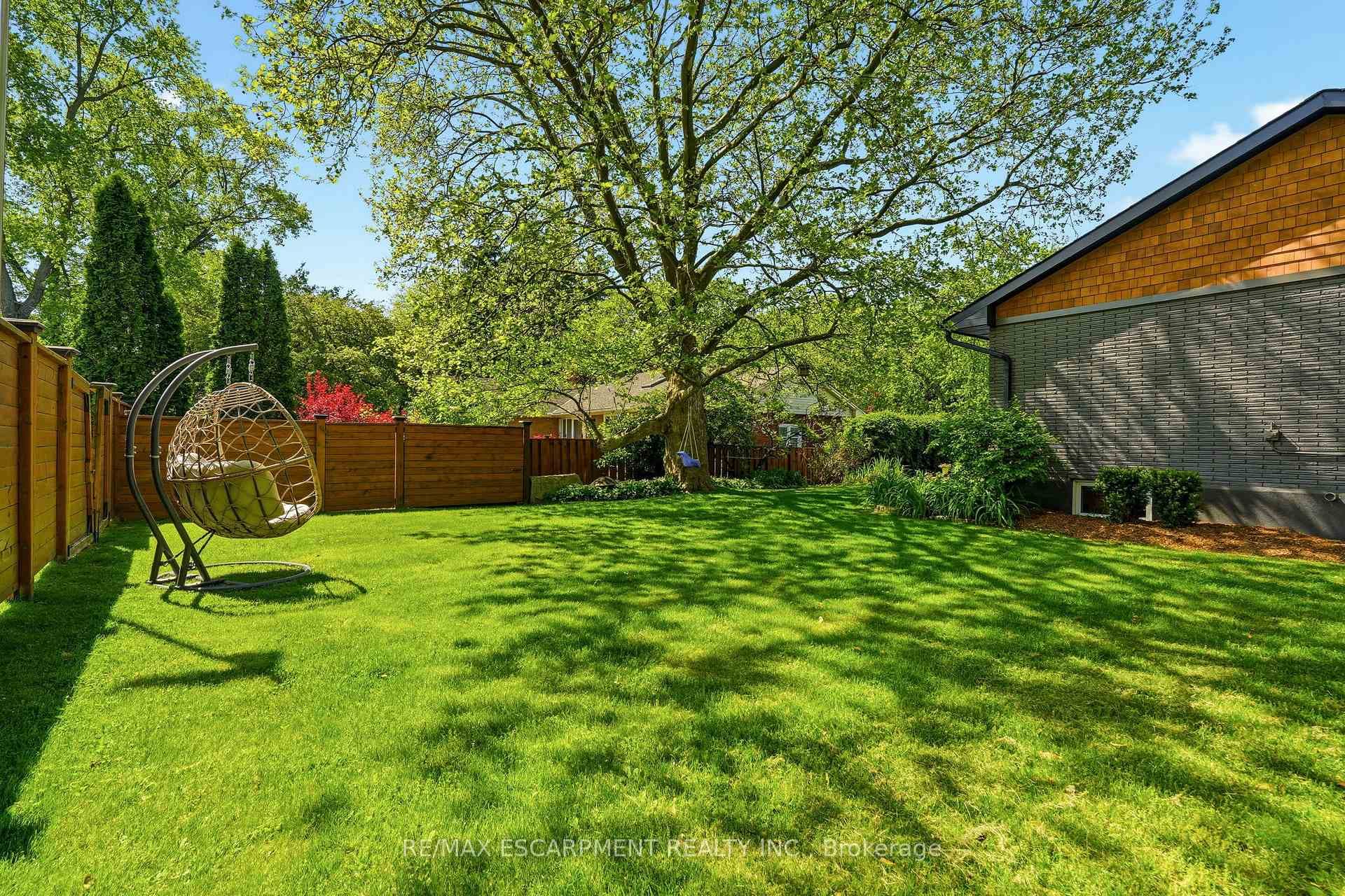 600 Deborah Crescent photo 30