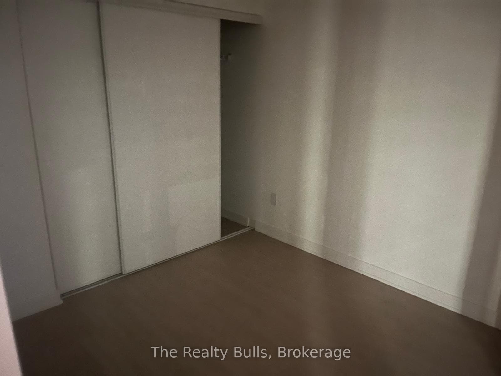 65 Mutual Street Unit 2407 photo 8