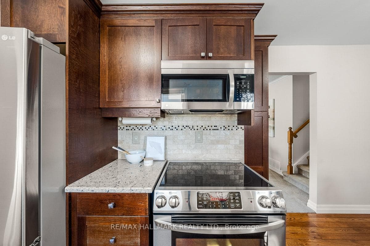 27 Roser Crescent photo 7