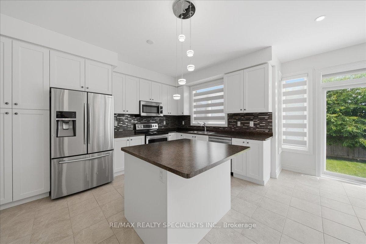 281 Blue Dasher Boulevard photo 16