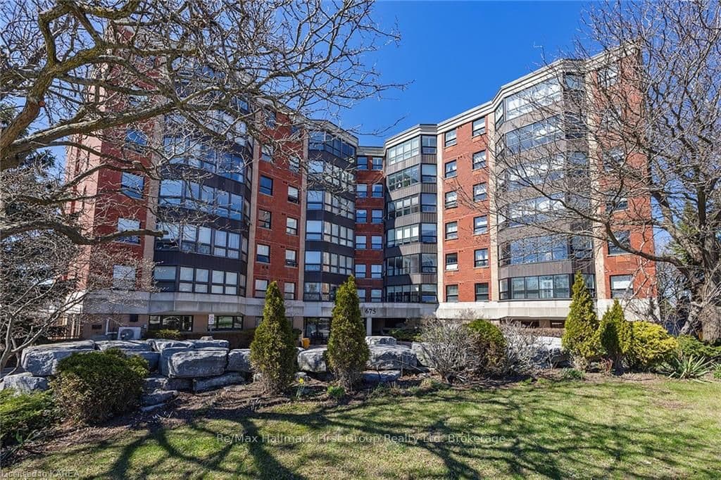 675 DAVIS Drive Unit 710 photo 2