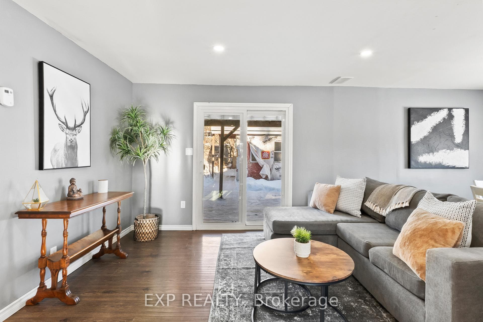 254 Sidney Street photo 8