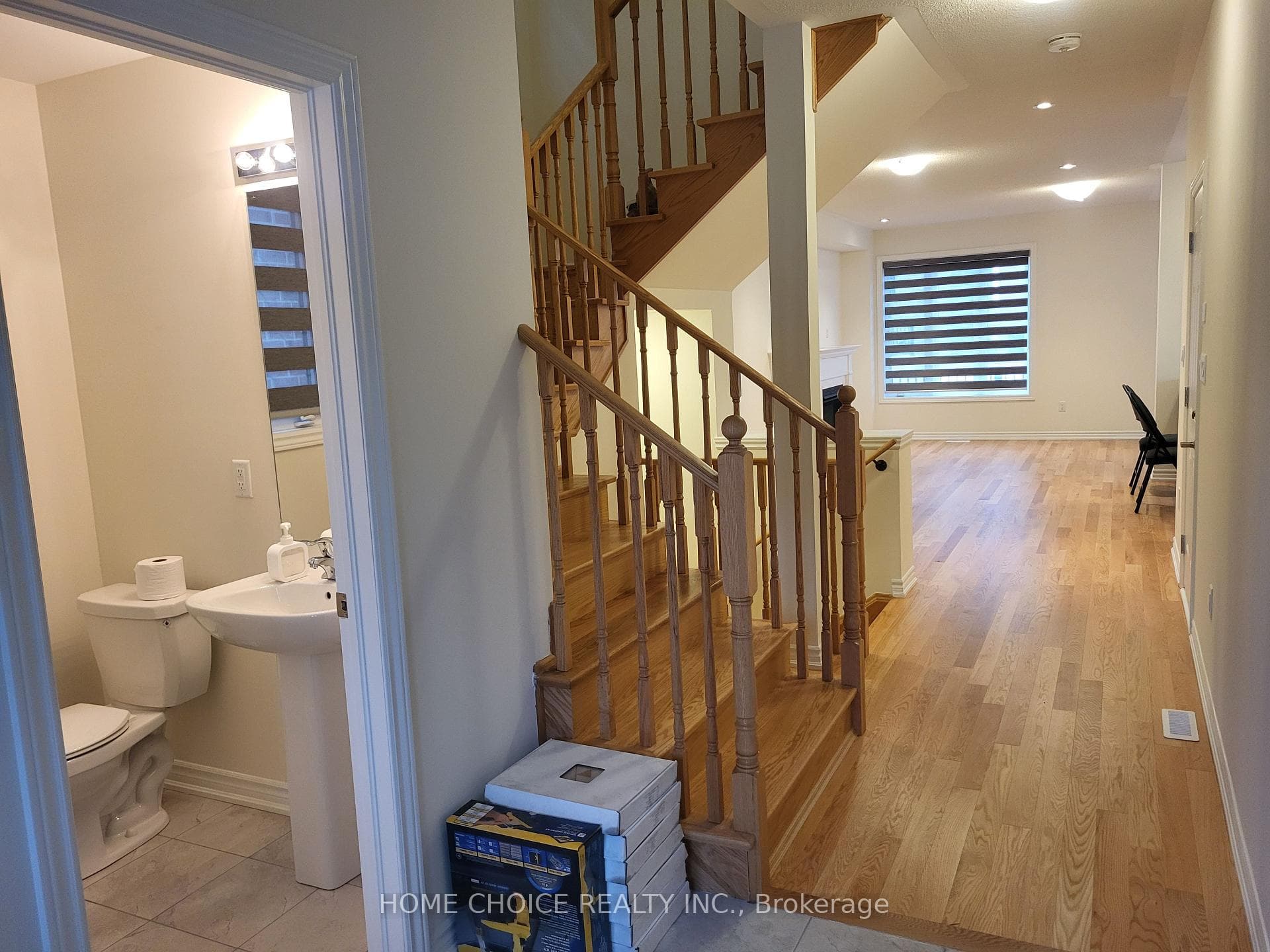 1128 Wilmington Avenue photo 3