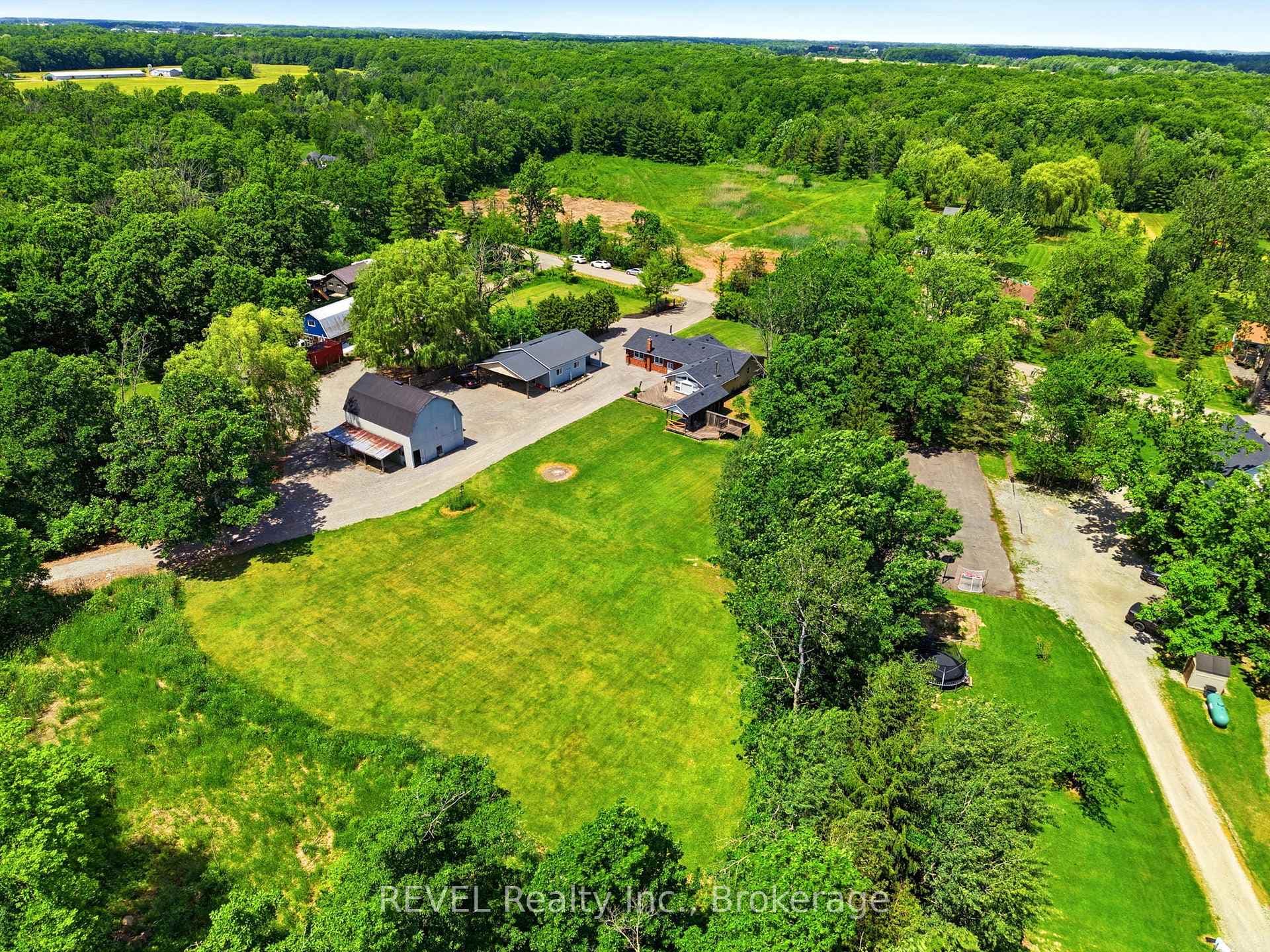 8238 Concession 5 Road photo 42