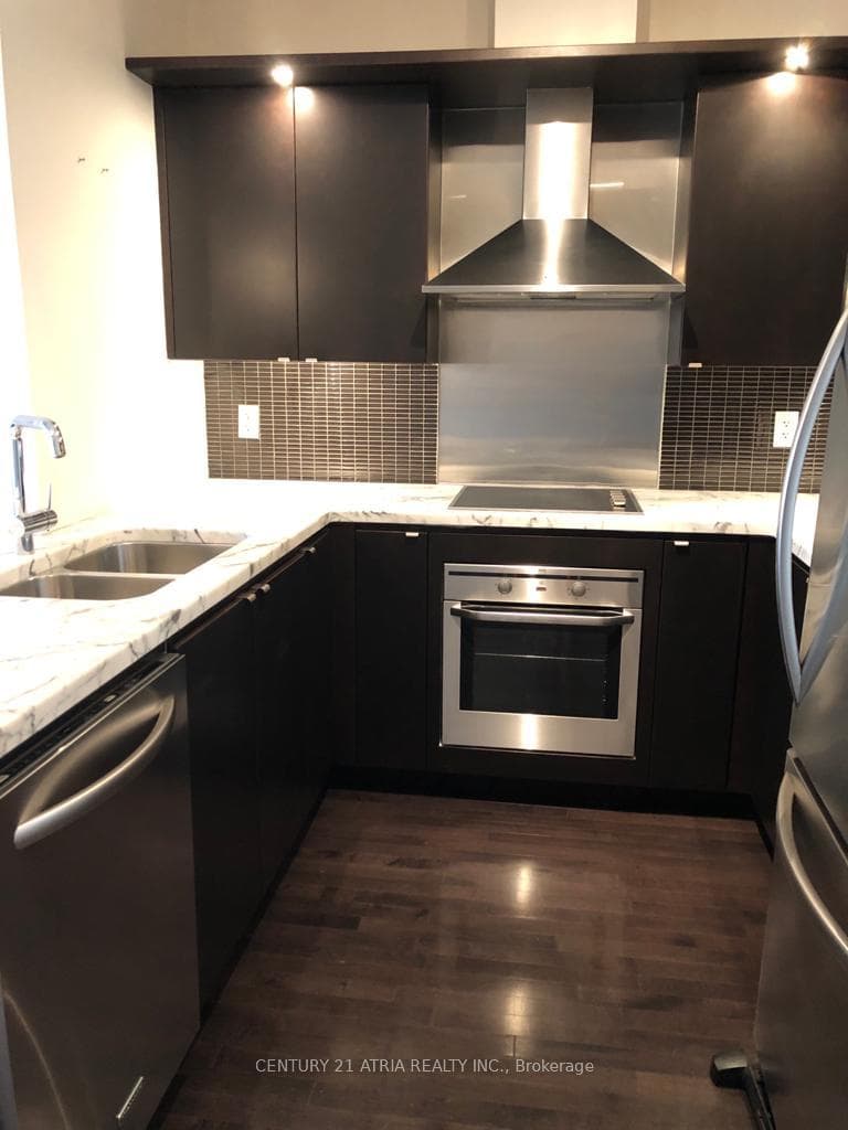 1430 Yonge Street Unit 505 photo 5