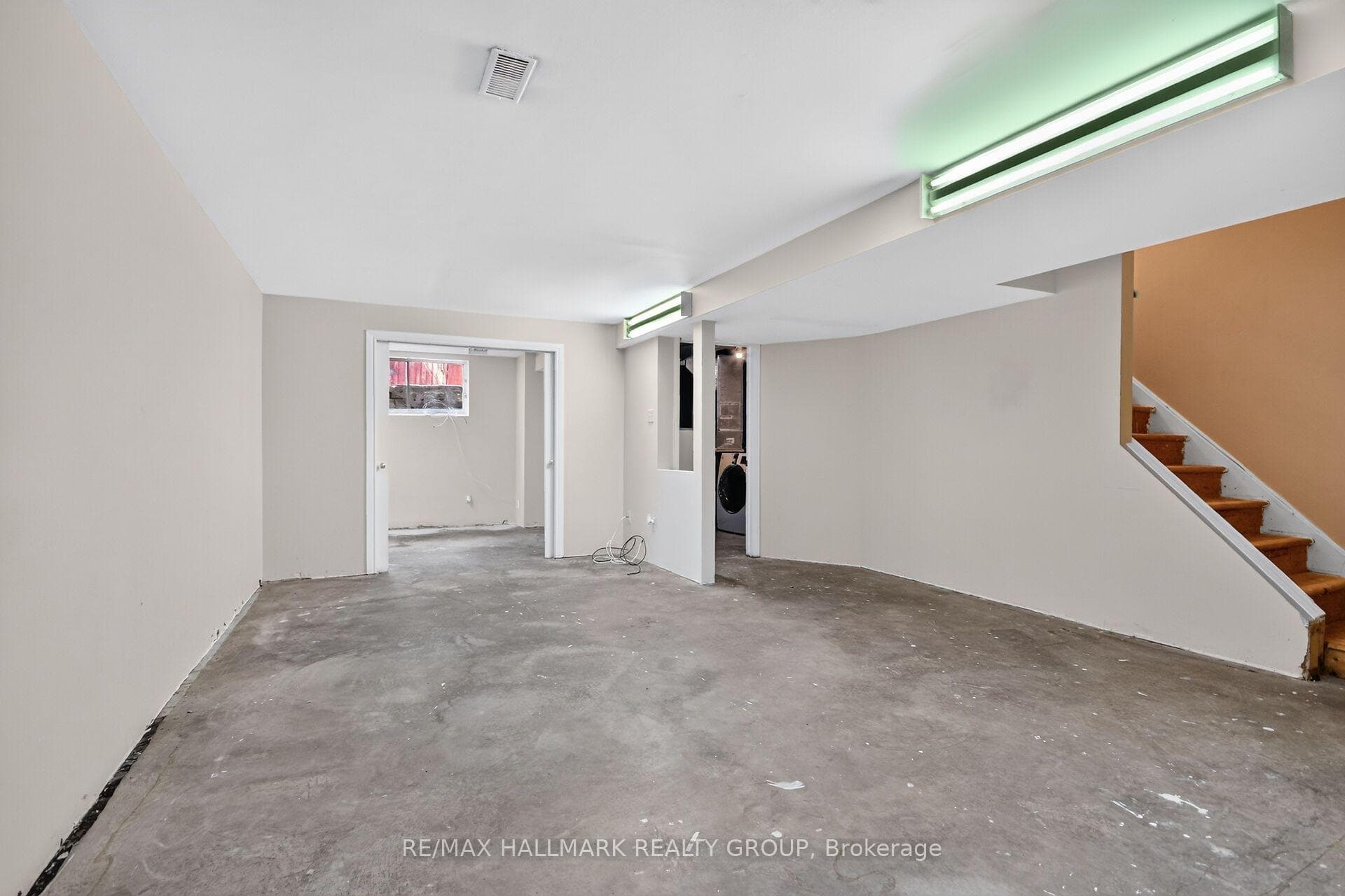49 Newport Crescent photo 45
