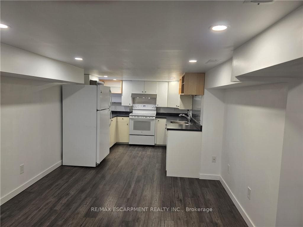 266 Wexford Avenue photo 44