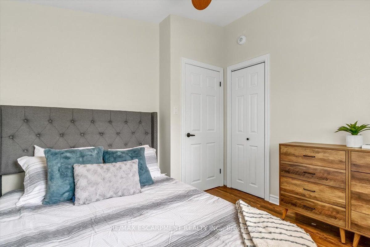 58 Columbia Drive Unit Upper photo 18