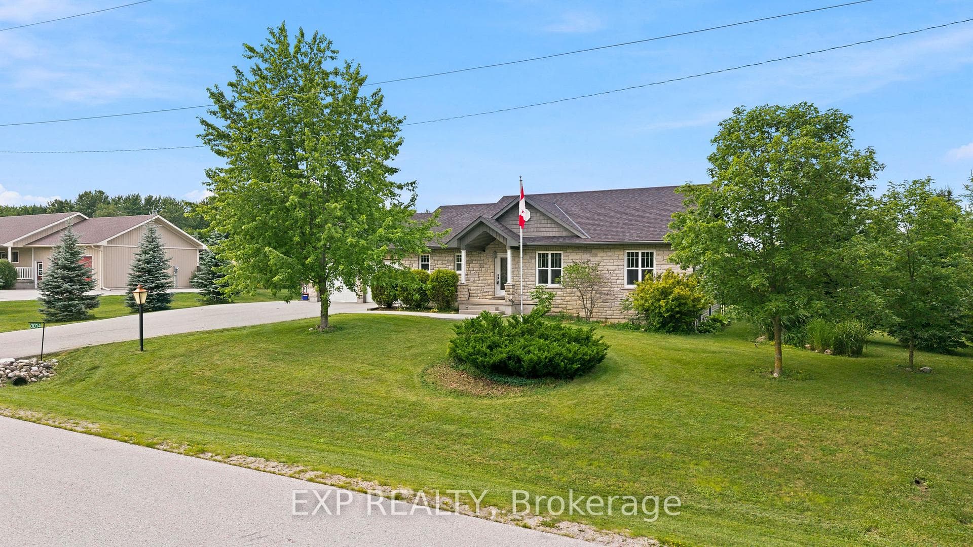 14 Regency Drive photo 5