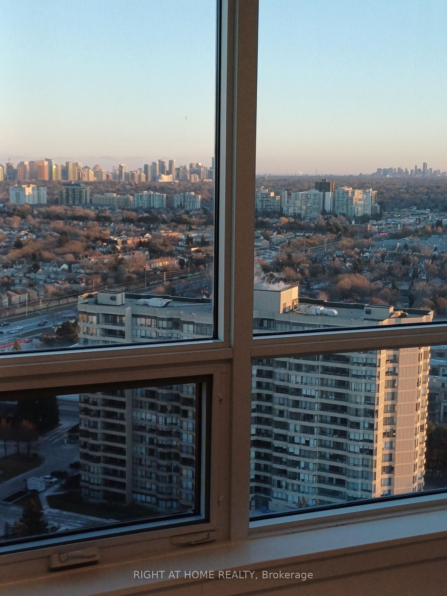30 UPPER MALL Way Unit 2410 photo 9