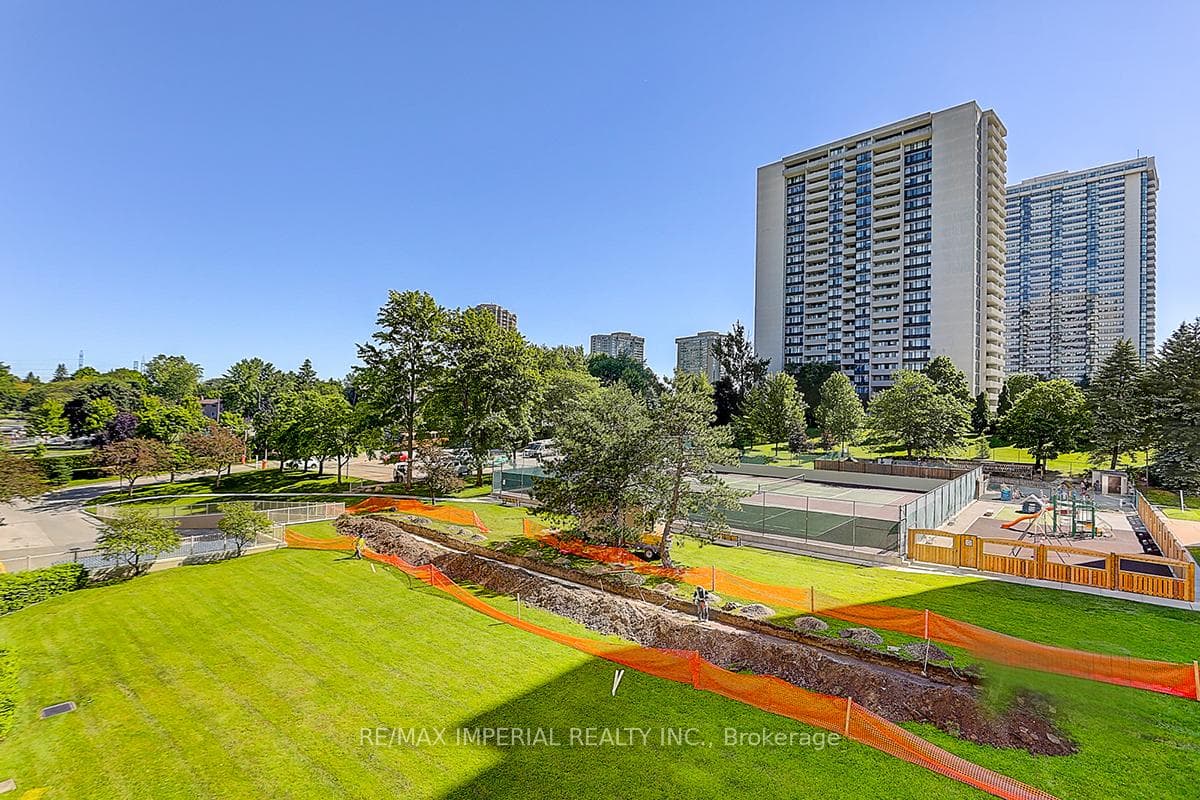177 Linus Road Unit 511 photo 32