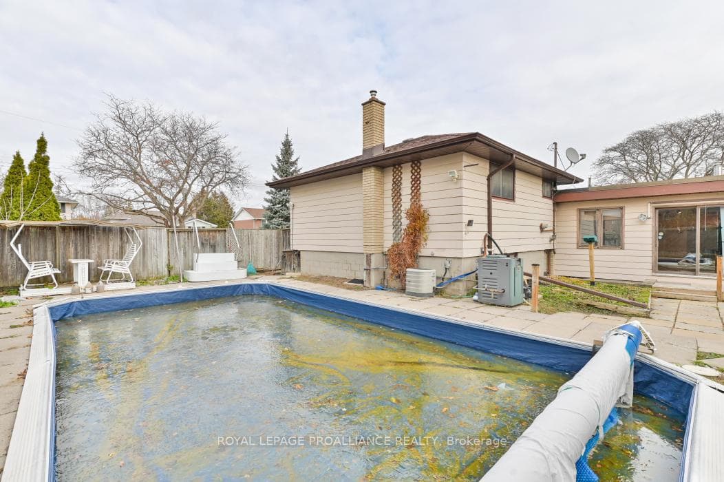 48 Janlyn Crescent photo 40