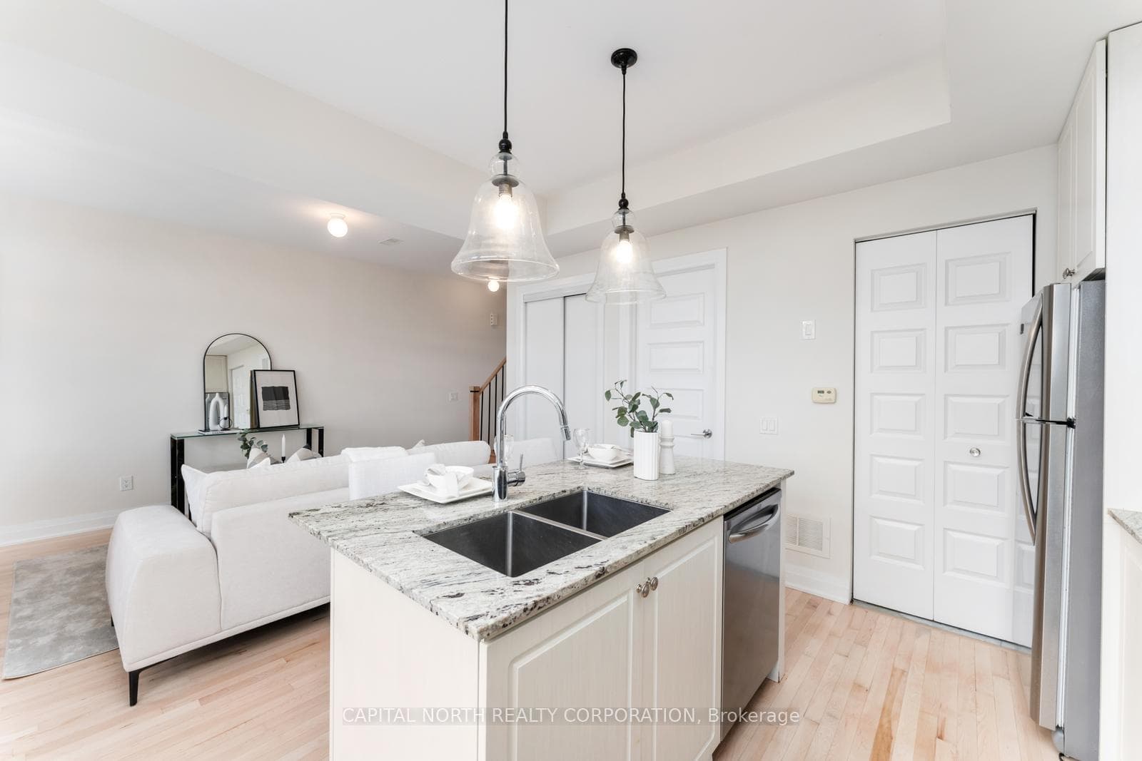 8169 Kipling Avenue Unit 24 photo 16